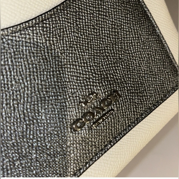 Coach Chalk & Silver Crossgrain Leather Corner Zip Wristlet - Picture 9 of 11